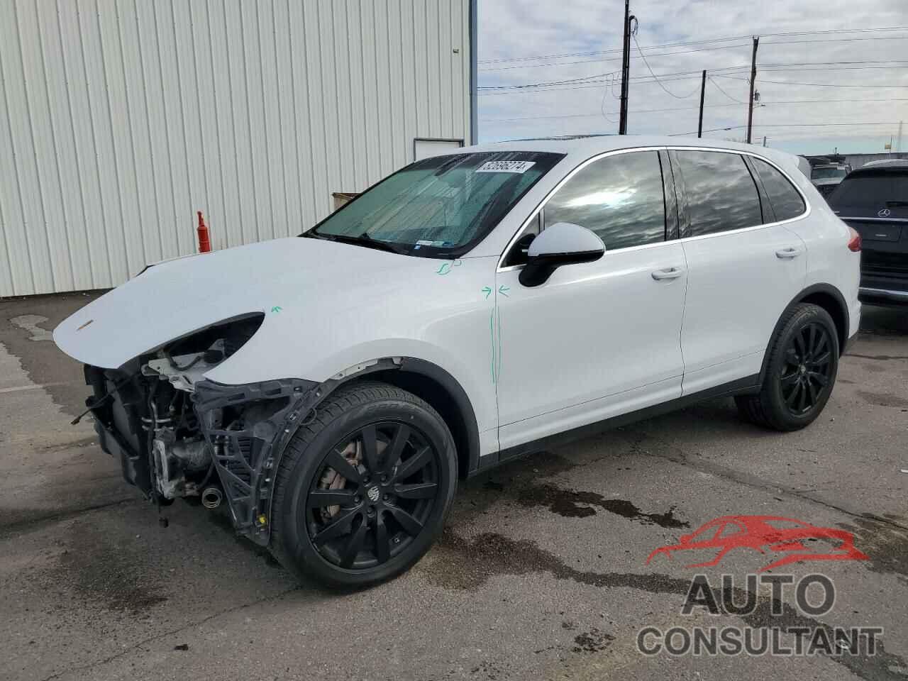 PORSCHE CAYENNE 2015 - WP1AB2A23FLA56174