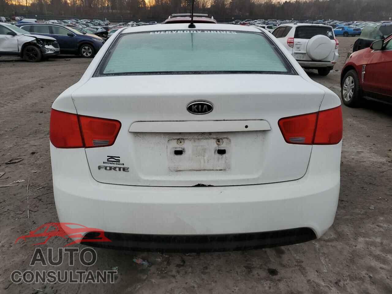 KIA FORTE 2013 - KNAFT4A20D5676544