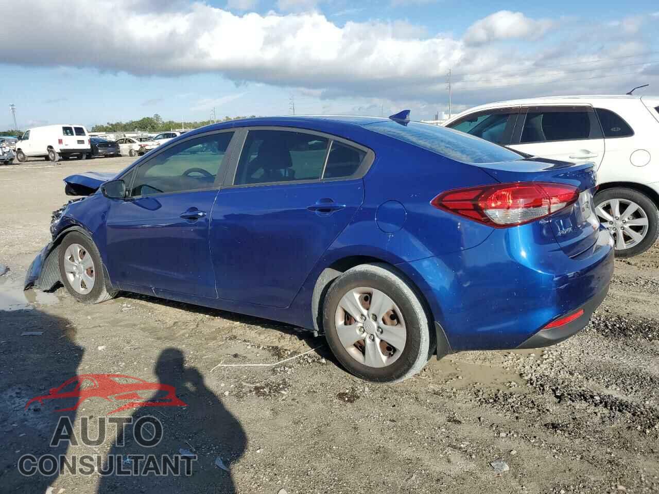 KIA FORTE 2017 - 3KPFK4A75HE135260