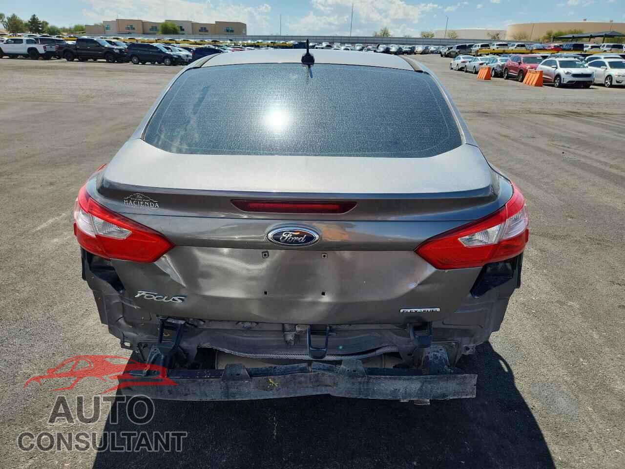 FORD FOCUS 2014 - 1FADP3E20EL155443
