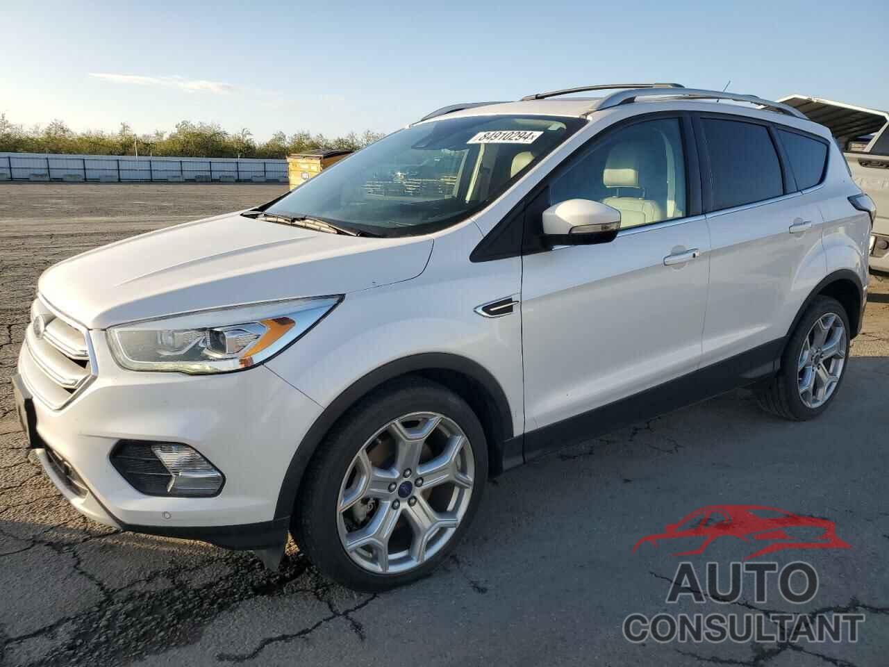 FORD ESCAPE 2017 - 1FMCU0J98HUA83062