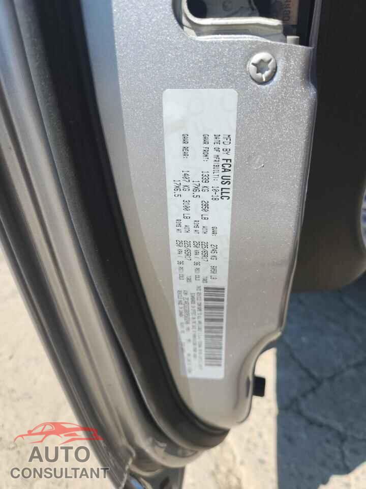 DODGE CARAVAN 2019 - 2C4RDGEG6KR563248