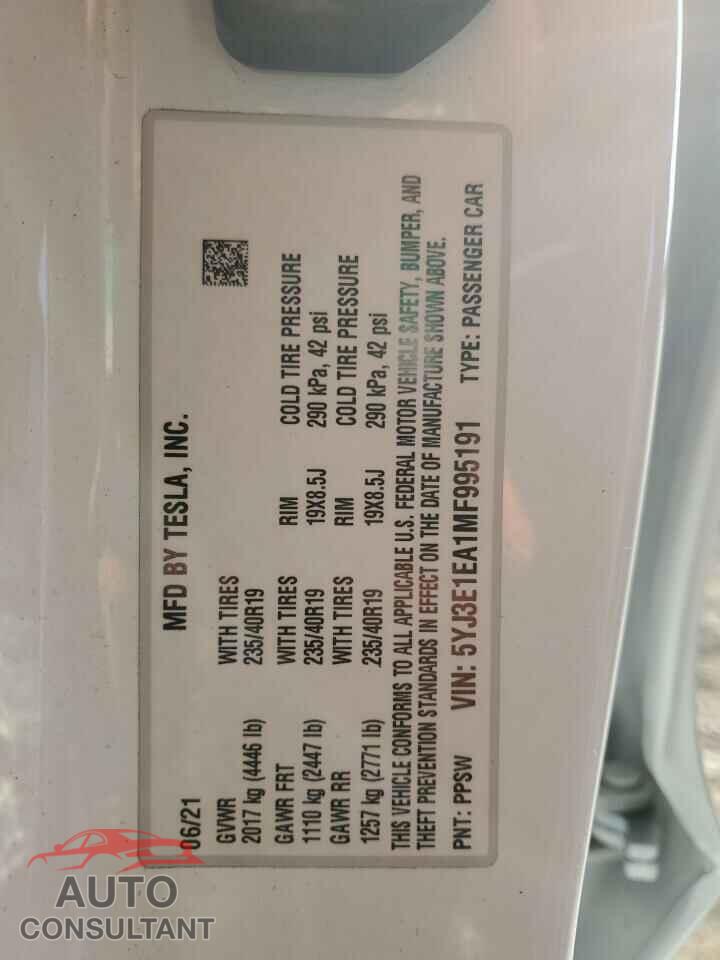TESLA MODEL 3 2021 - 5YJ3E1EA1MF995191