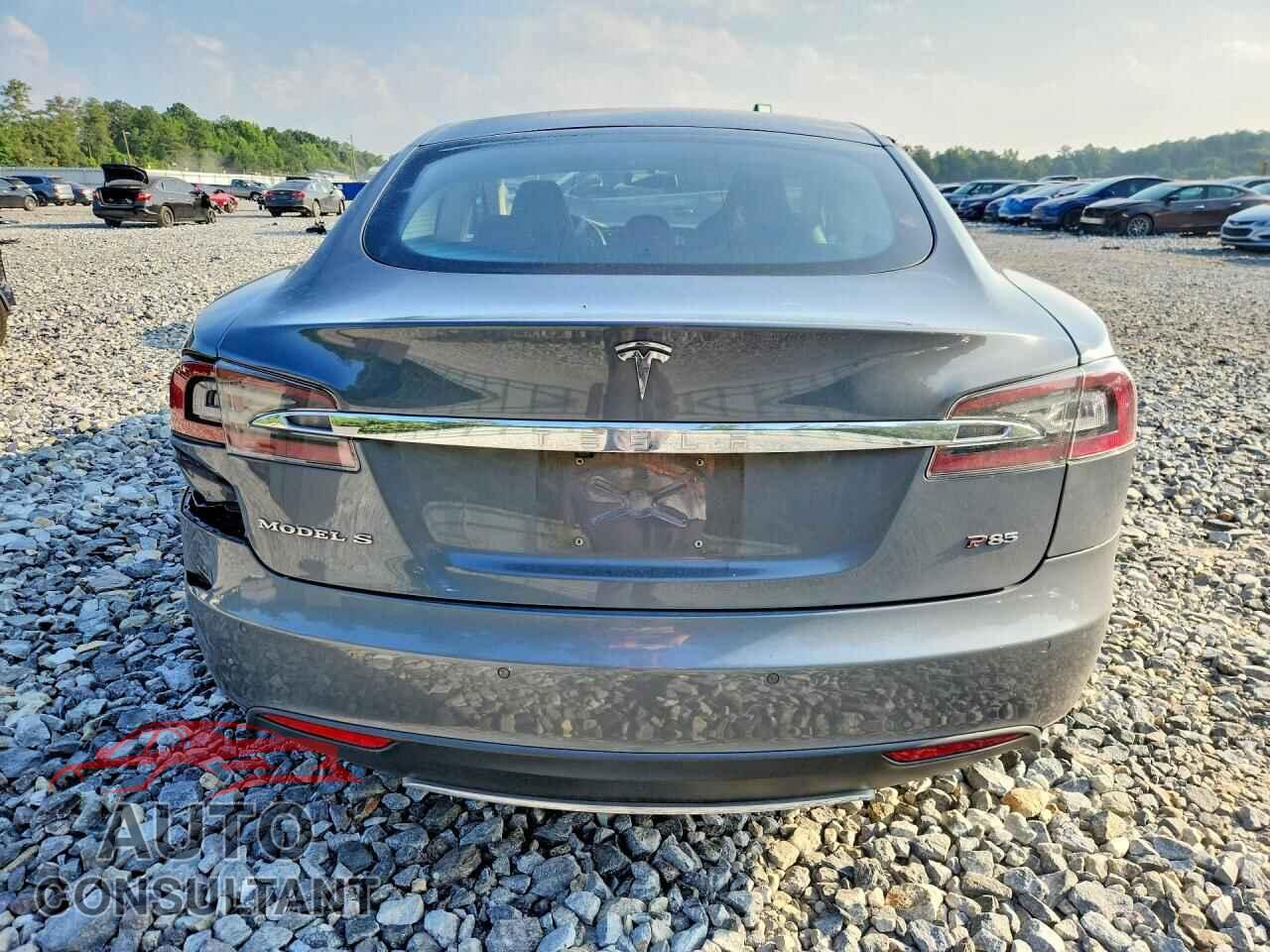 TESLA MODEL S 2013 - 5YJSA1CP0DFP23682