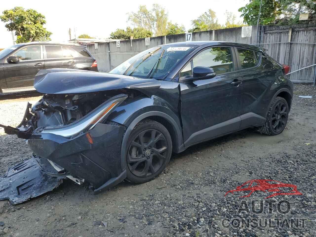 TOYOTA C-HR 2021 - JTNKHMBX1M1126074