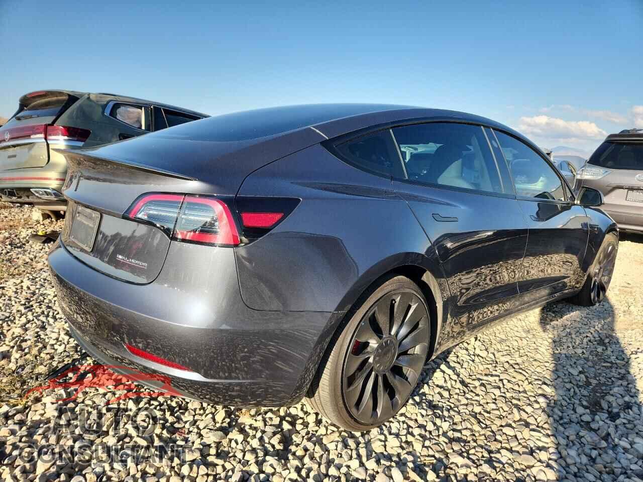 TESLA MODEL 3 2023 - 5YJ3E1ECXPF551085