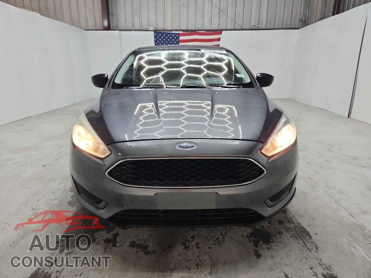 FORD FOCUS 2018 - 1FADP3E20JL285099