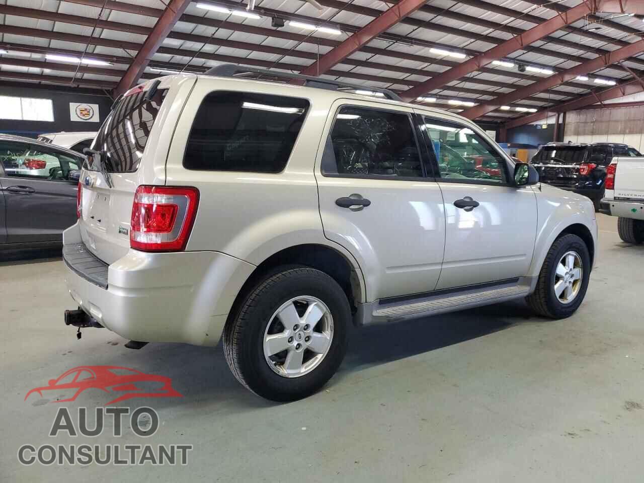 FORD ESCAPE 2010 - 1FMCU0DG8AKB07386