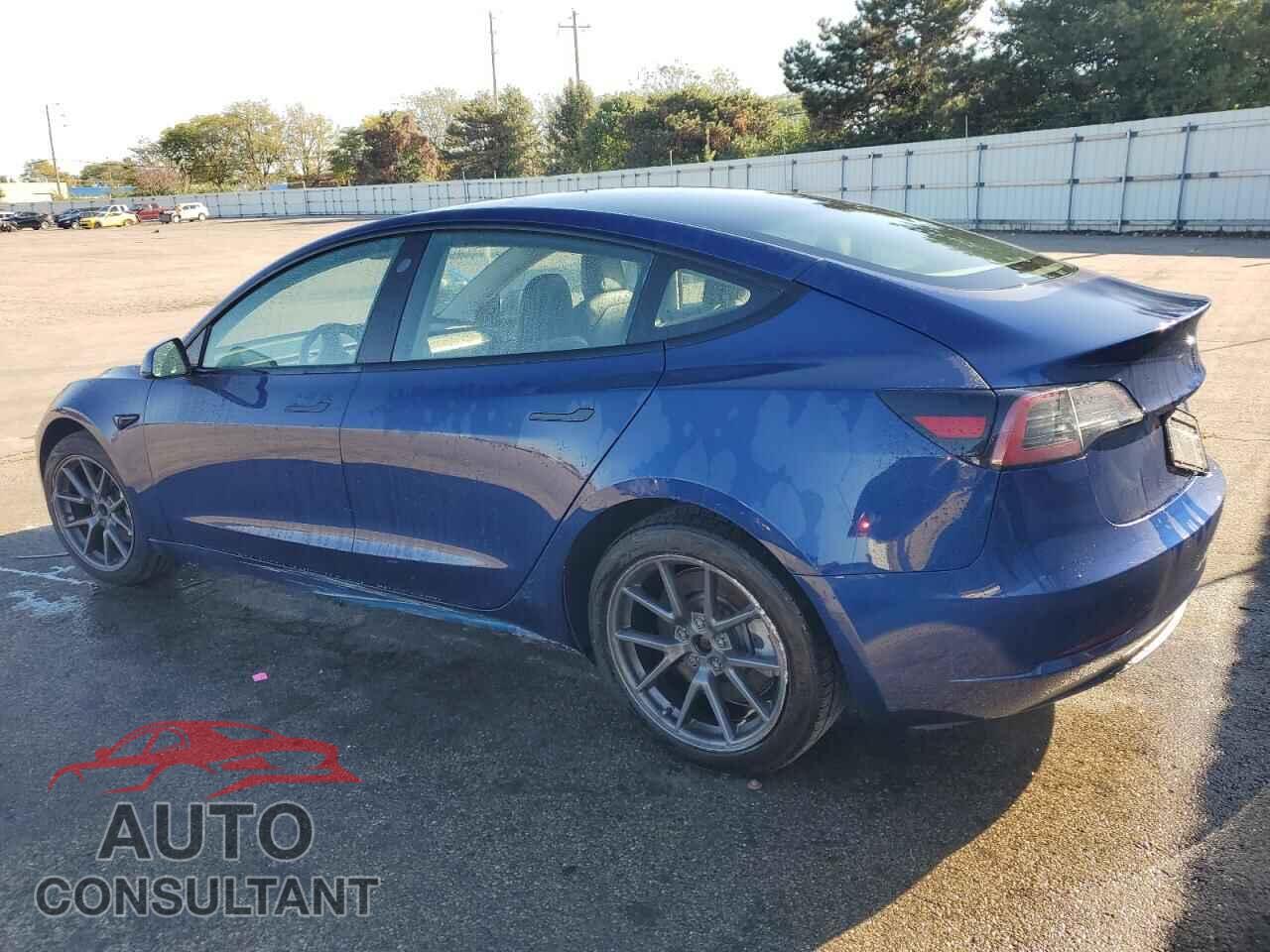TESLA MODEL 3 2022 - 5YJ3E1EA5NF371010