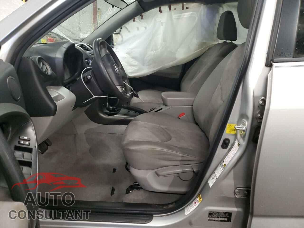 TOYOTA RAV4 2012 - 2T3BF4DV9CW206101