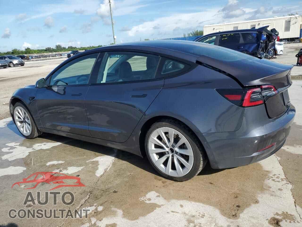TESLA MODEL 3 2022 - 5YJ3E1EA0NF372114