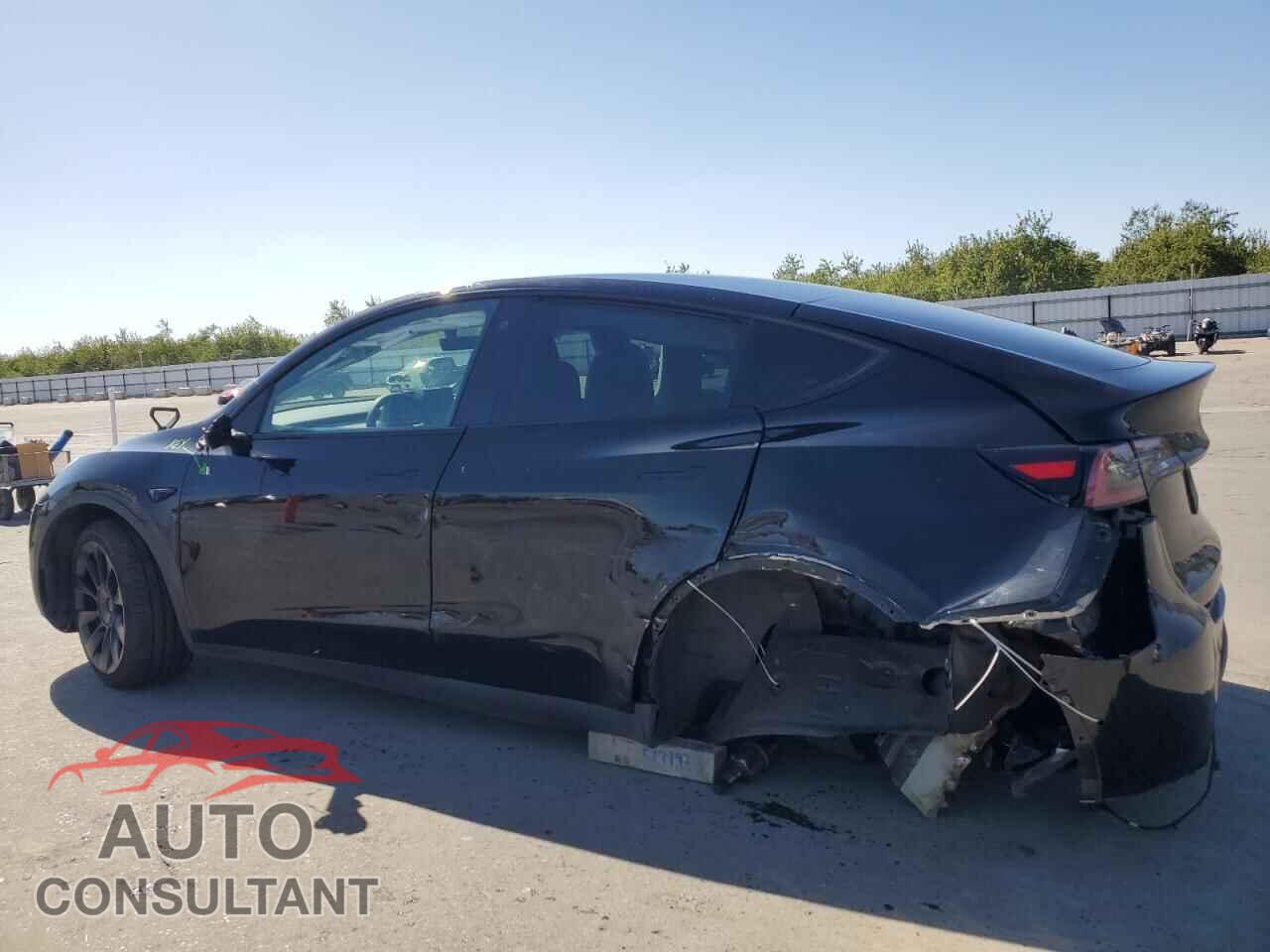 TESLA MODEL Y 2022 - 7SAYGDEE3NF494716