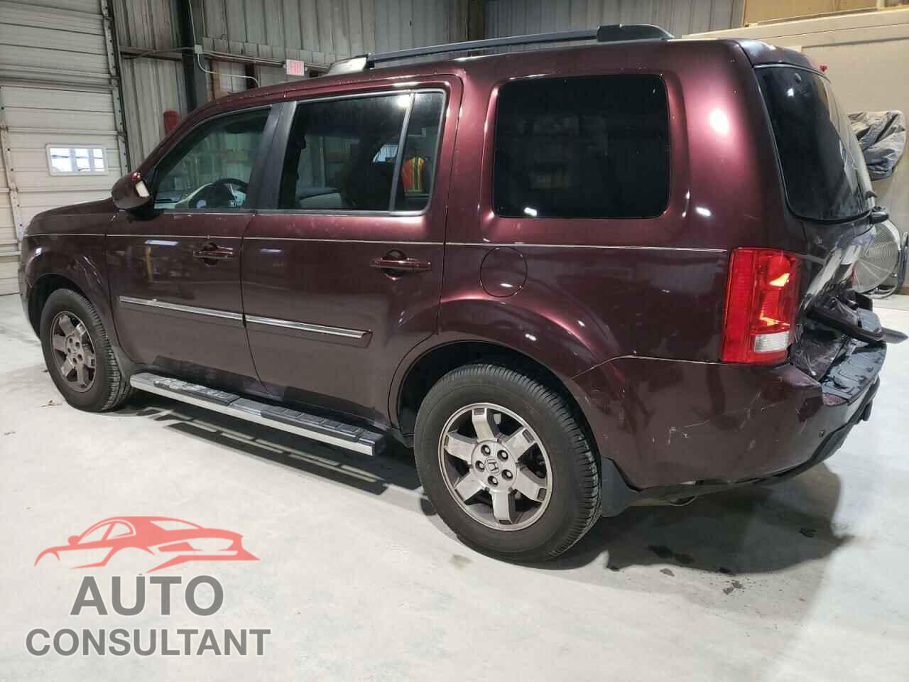 HONDA PILOT 2010 - 5FNYF4H92AB004128