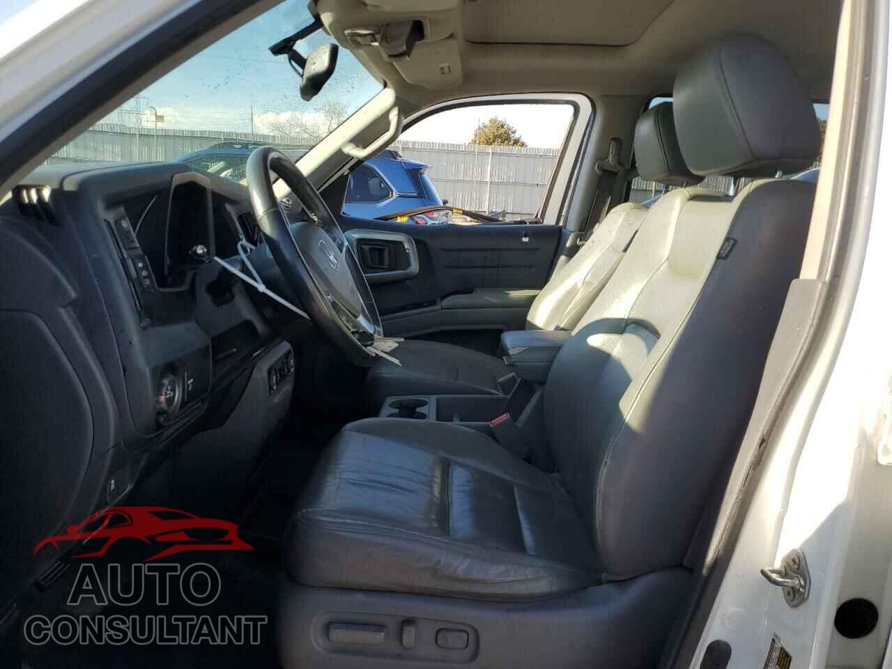HONDA RIDGELINE 2013 - 5FPYK1F58DB011655