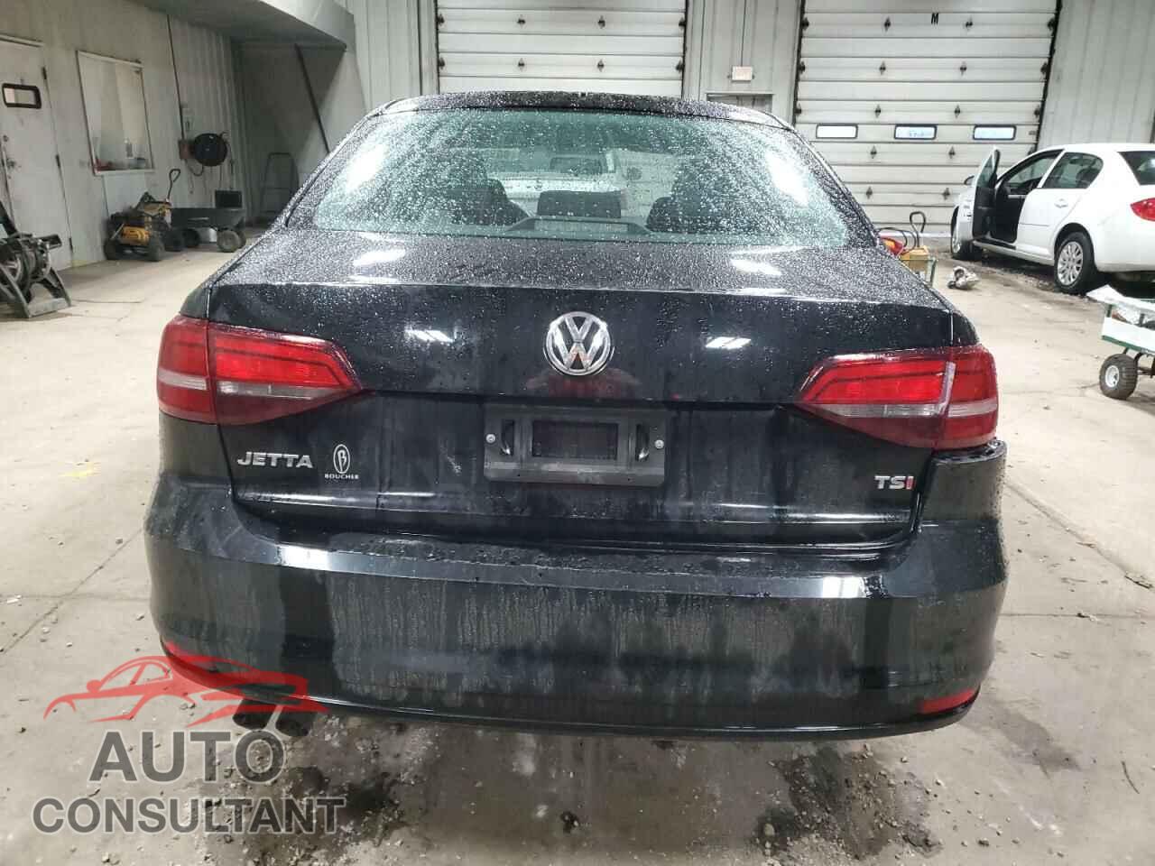 VOLKSWAGEN JETTA 2017 - 3VW2B7AJ7HM261814