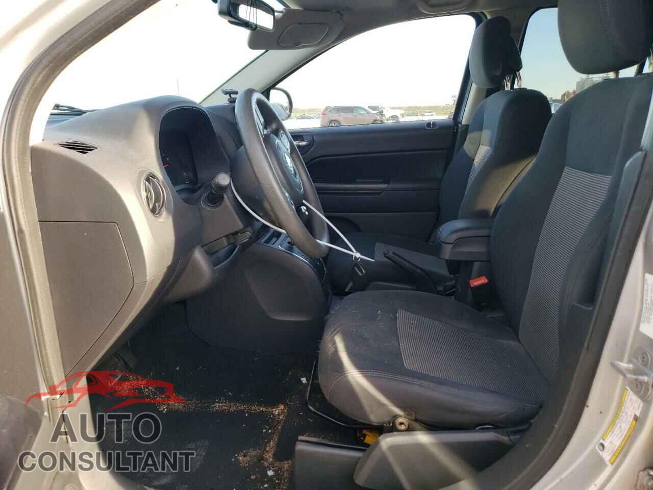 JEEP COMPASS 2012 - 1C4NJCBA6CD503510
