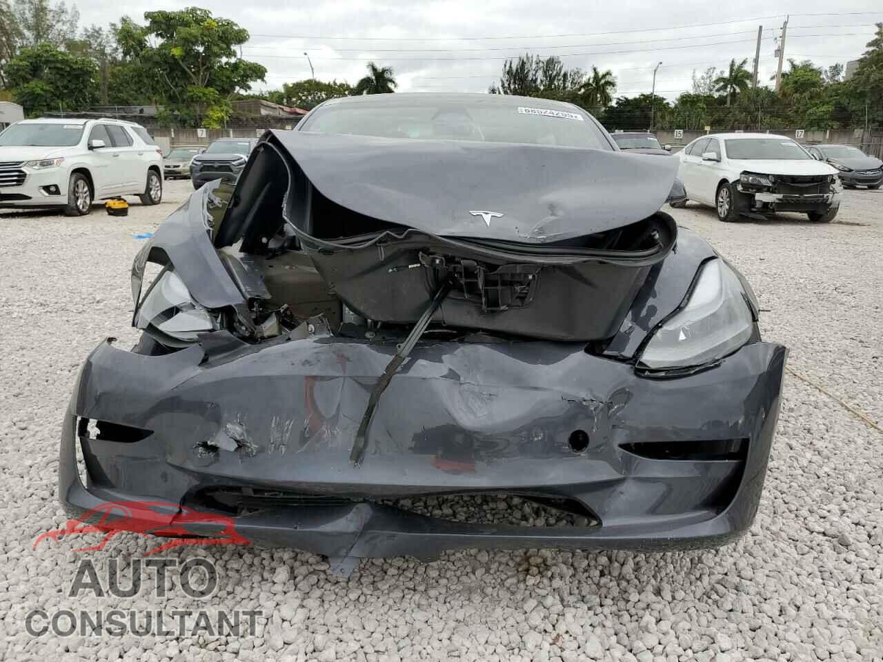 TESLA MODEL 3 2023 - 5YJ3E1EA4PF676582