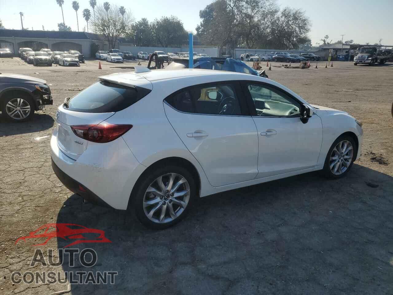 MAZDA 3 2015 - JM1BM1L34F1237375