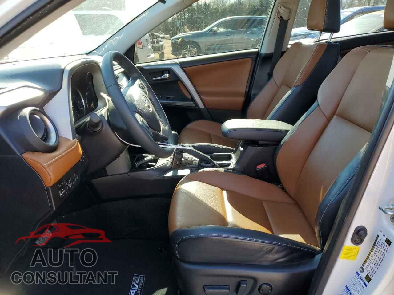 TOYOTA RAV4 2017 - 2T3DFREV1HW649032