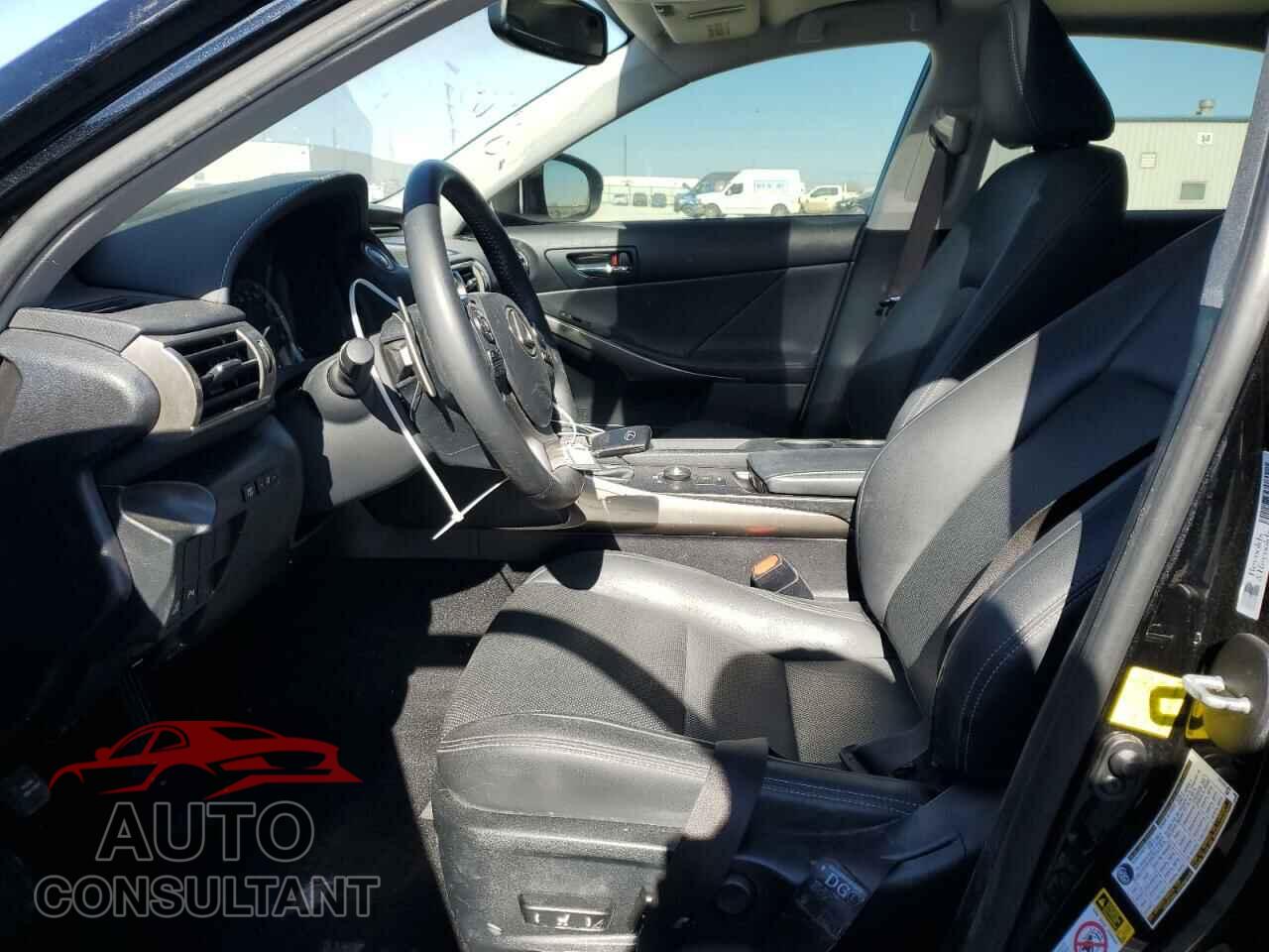 LEXUS IS 2015 - JTHBF1D27F5053412