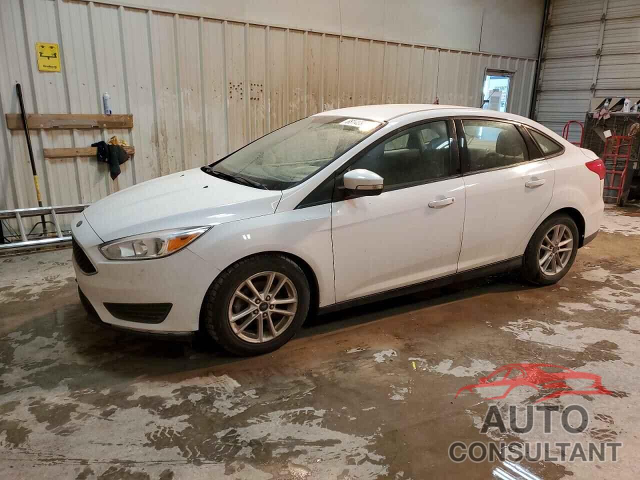 FORD FOCUS 2015 - 1FADP3F20FL384964