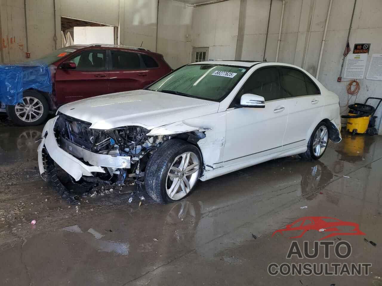 MERCEDES-BENZ C-CLASS 2012 - WDDGF8BB9CA710755