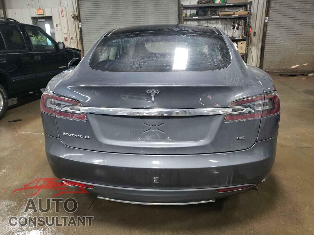 TESLA MODEL S 2013 - 5YJSA1CN2DFP11127