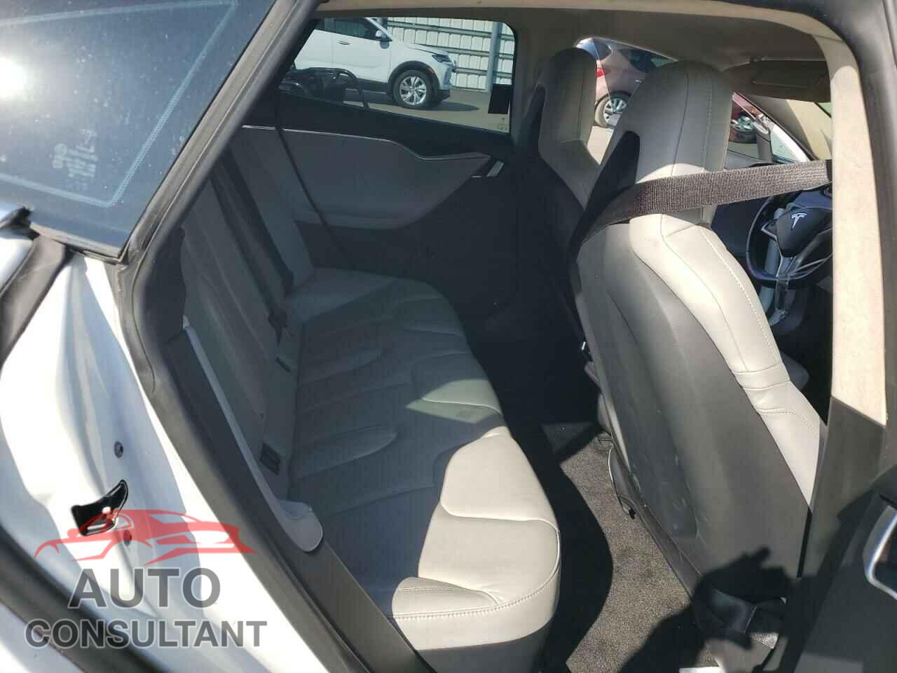 TESLA MODEL S 2015 - 5YJSA1S21FF091803