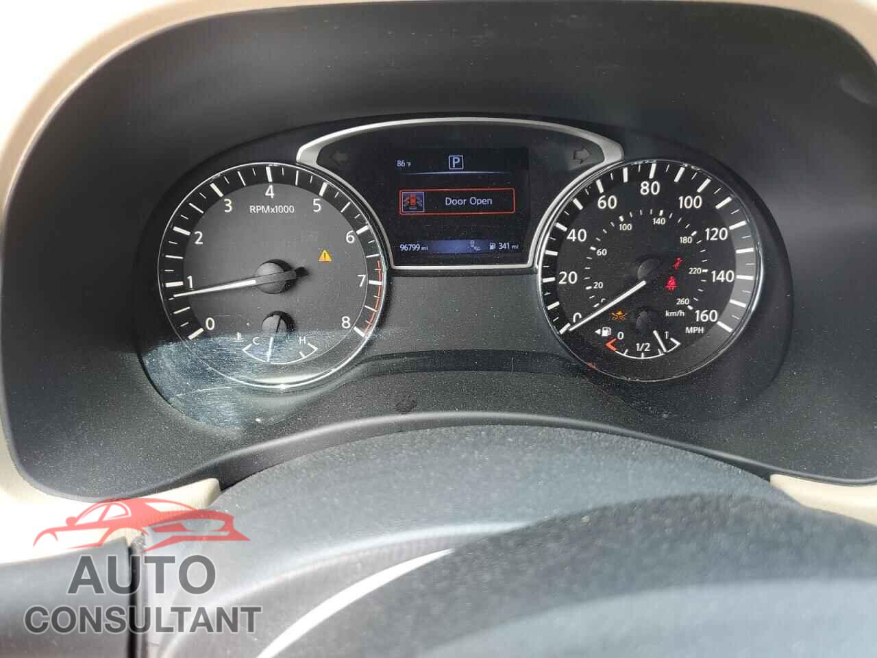 NISSAN PATHFINDER 2017 - 5N1DR2MN2HC677002