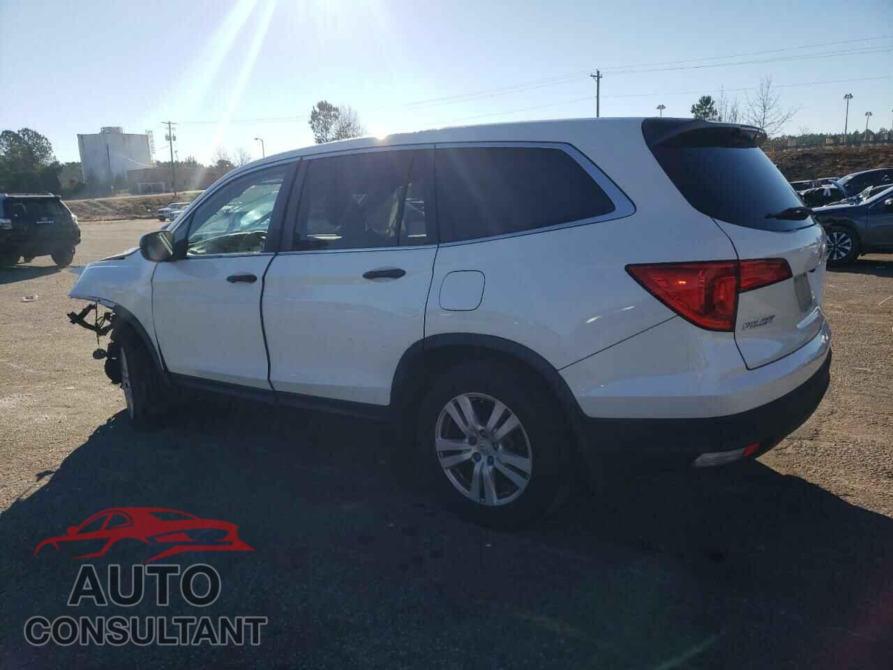 HONDA PILOT 2017 - 5FNYF5H12HB001868