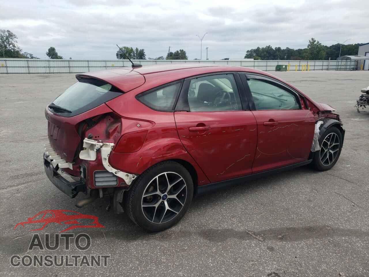 FORD FOCUS 2017 - 1FADP3M21HL311866