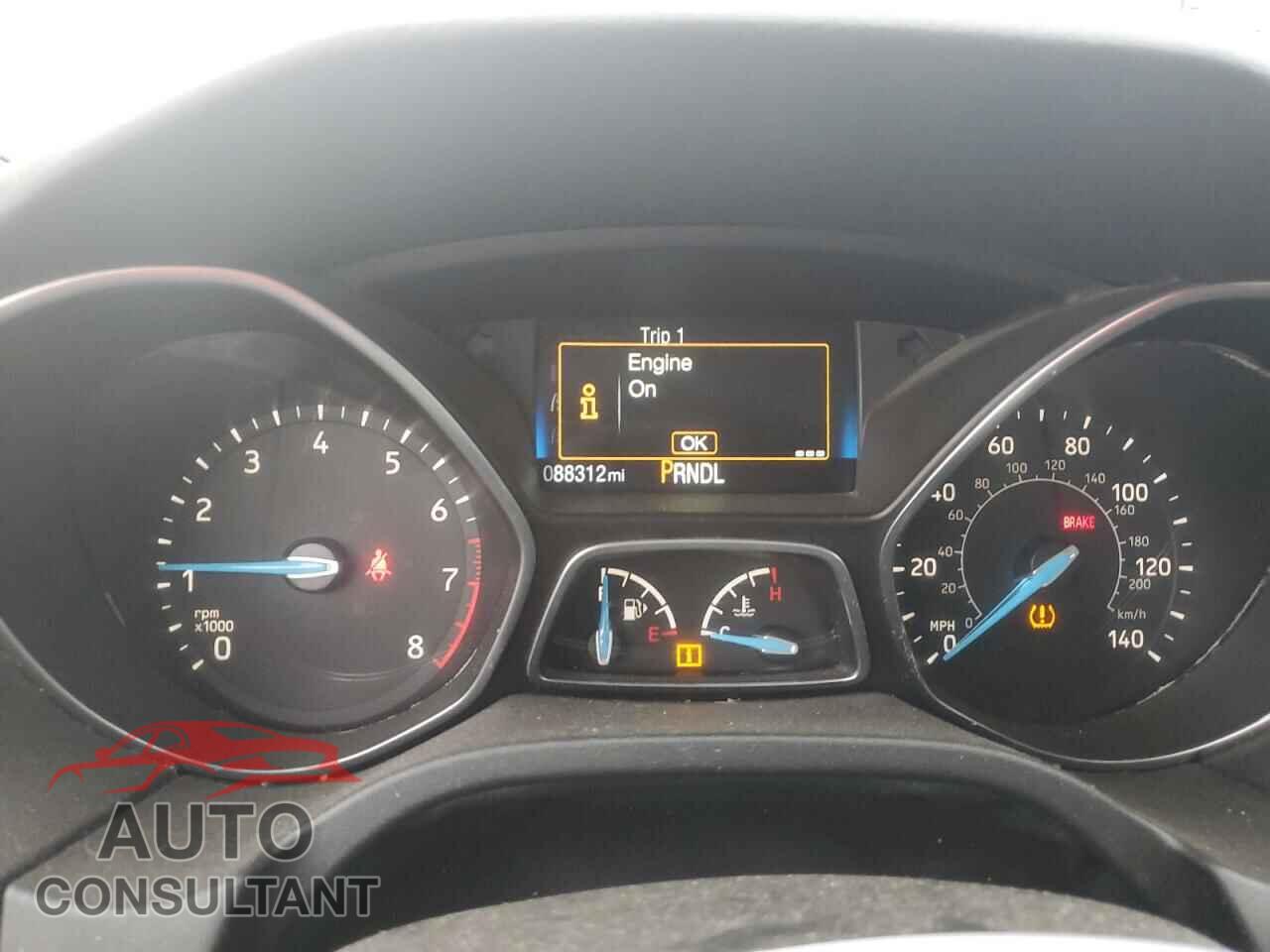FORD FOCUS 2018 - 1FADP3E2XJL287085