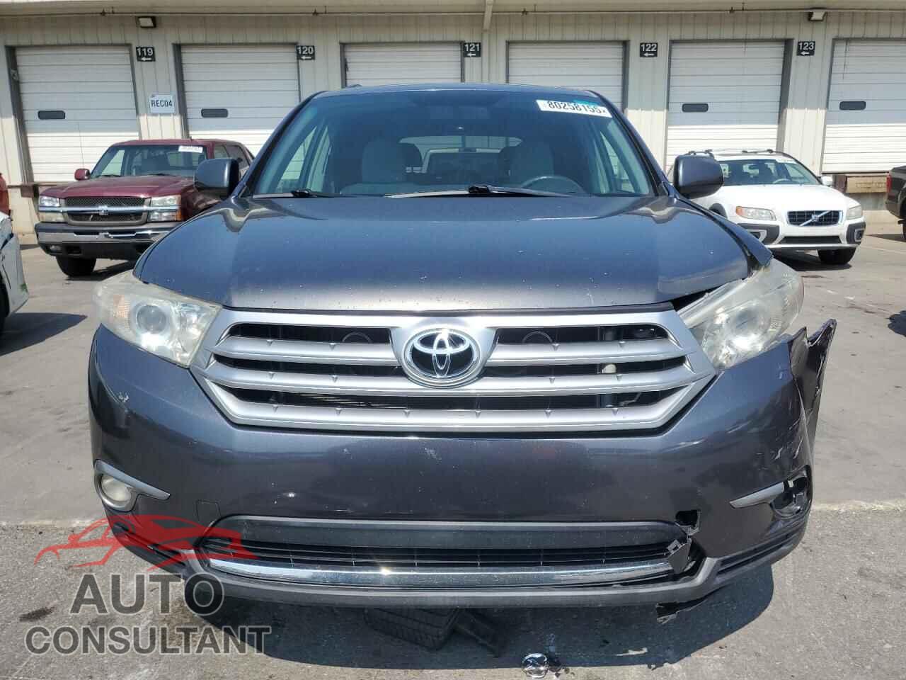 TOYOTA HIGHLANDER 2011 - 5TDZK3EH8BS024435