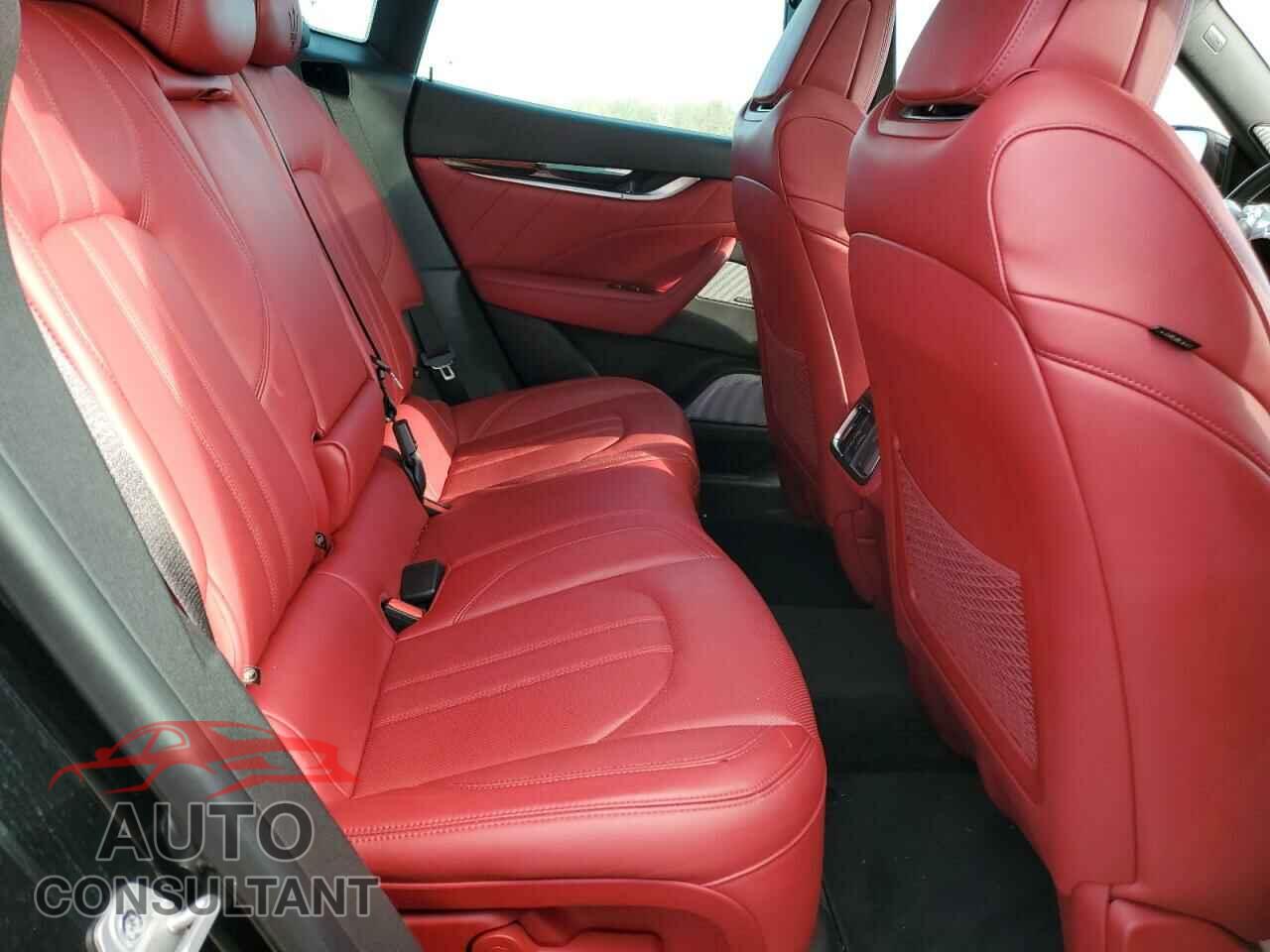 MASERATI ALL MODELS 2019 - ZN661XUS5KX309824