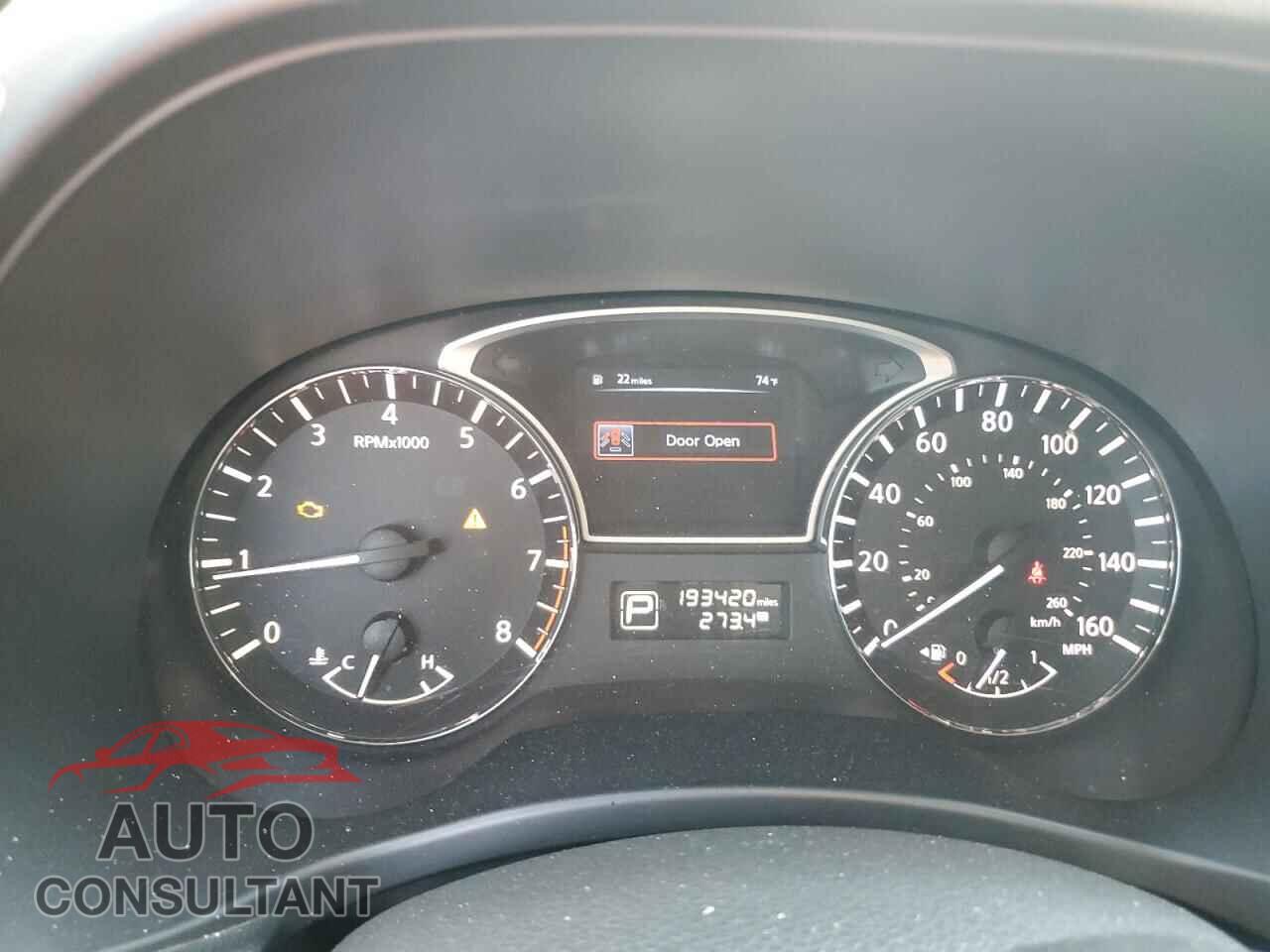 NISSAN PATHFINDER 2014 - 5N1AR2MN0EC608095