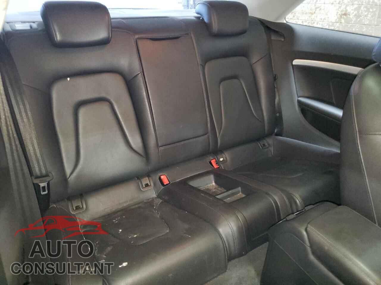 AUDI A5 2011 - WAULFAFR0BA012926