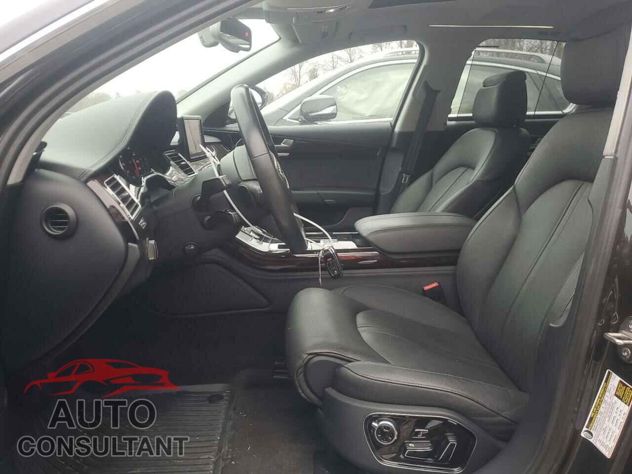 AUDI A8 2012 - WAURVAFD6CN010884