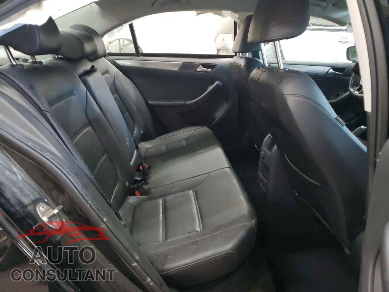 VOLKSWAGEN JETTA 2017 - 3VWDB7AJXHM266370