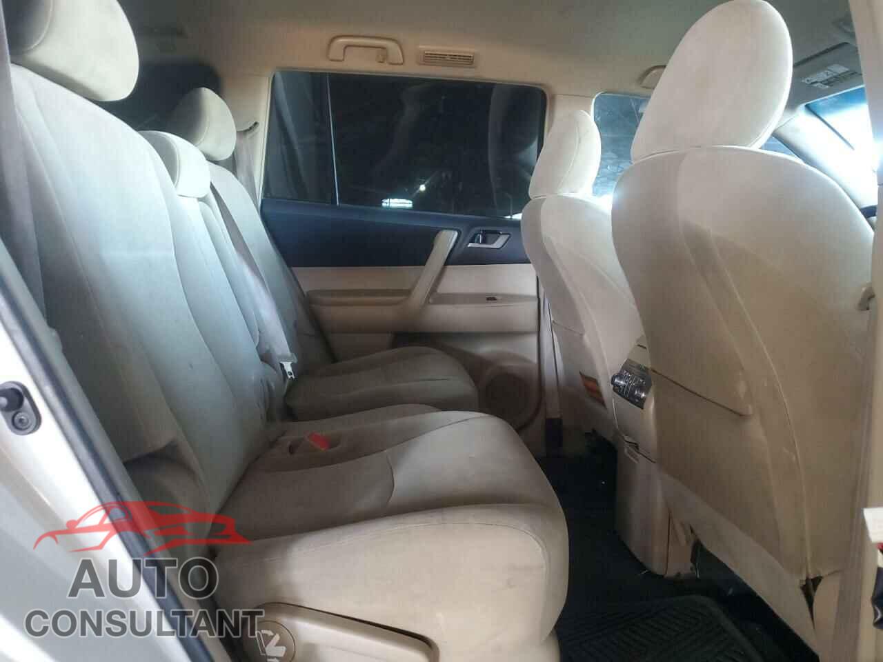 TOYOTA HIGHLANDER 2013 - 5TDZK3EH8DS098490