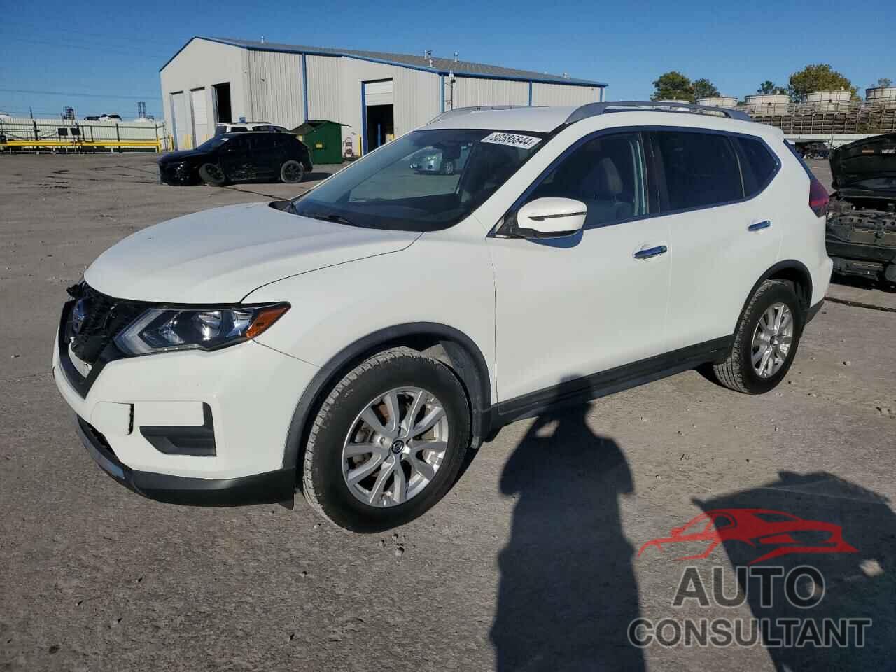 NISSAN ROGUE 2017 - KNMAT2MV6HP556586