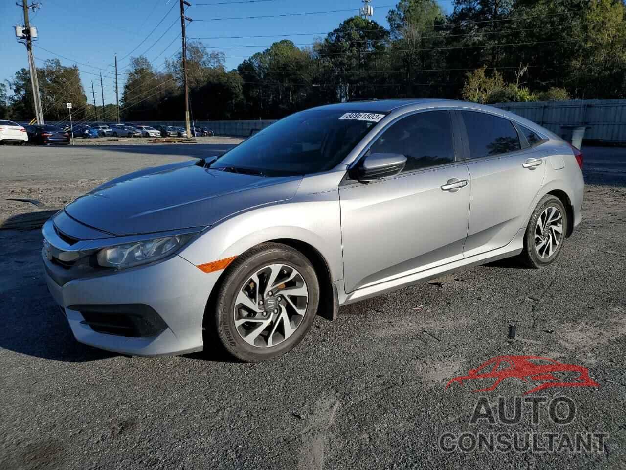 HONDA CIVIC 2018 - 19XFC2F74JE009097