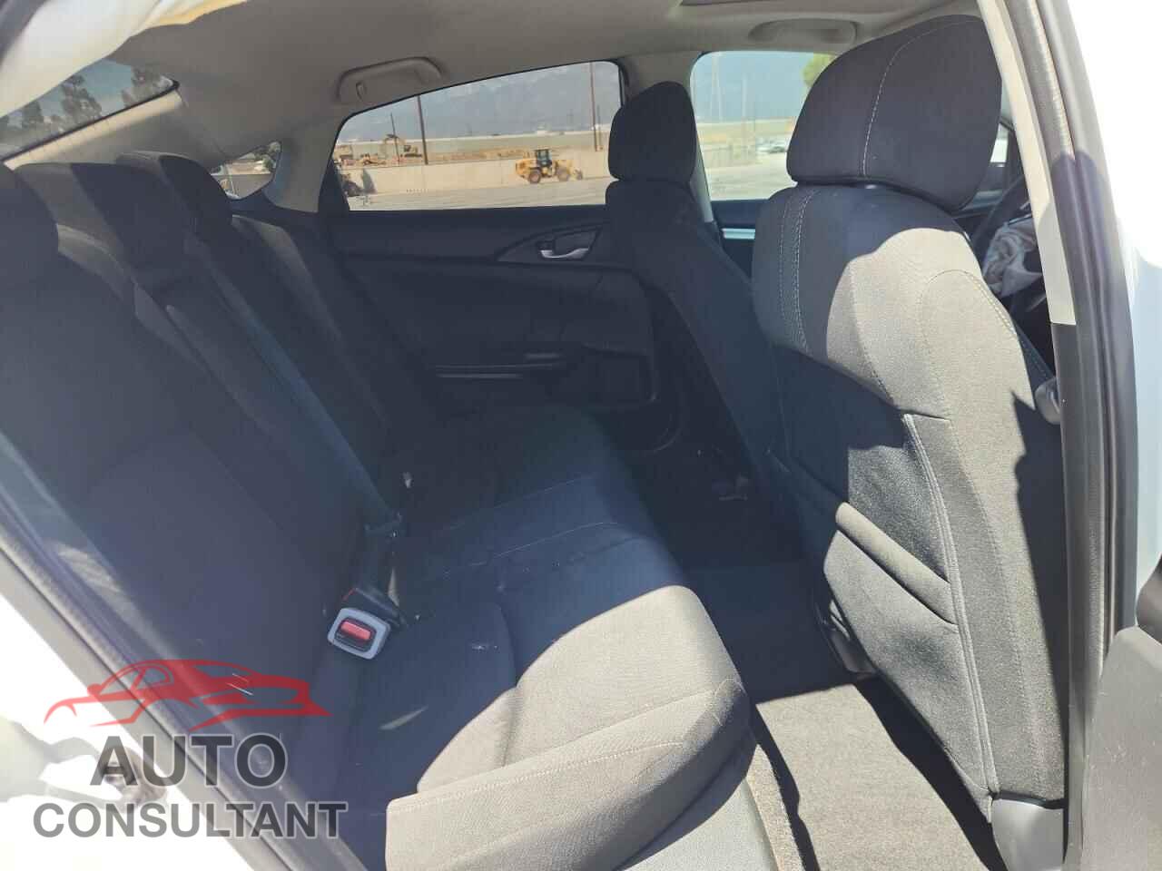 HONDA CIVIC 2018 - 19XFC2F71JE207538