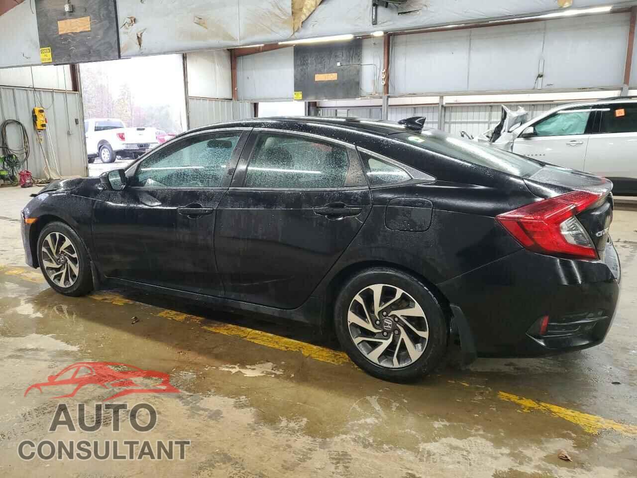 HONDA CIVIC 2017 - 19XFC2F78HE043795