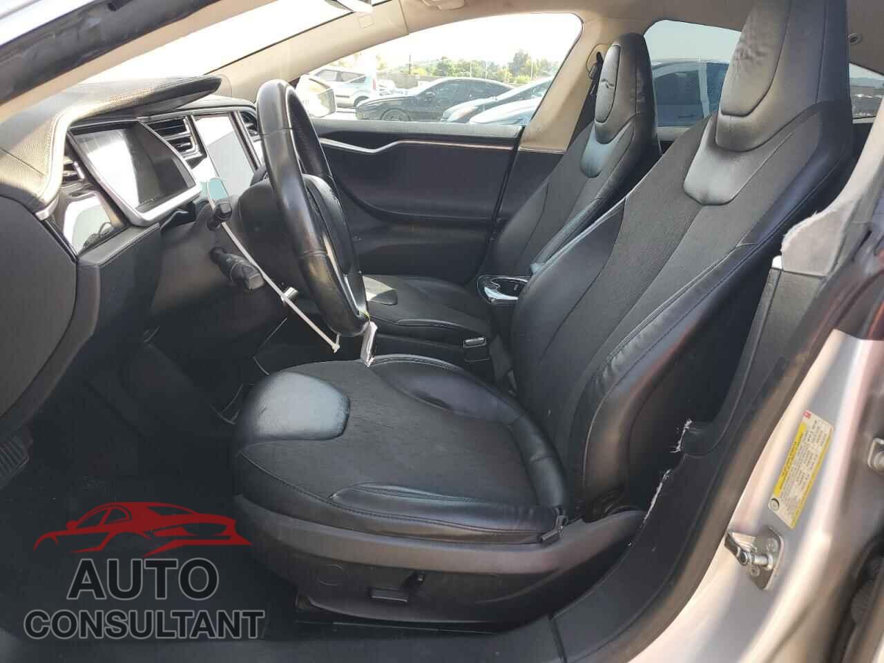 TESLA MODEL S 2013 - 5YJSA1CG6DFP04683