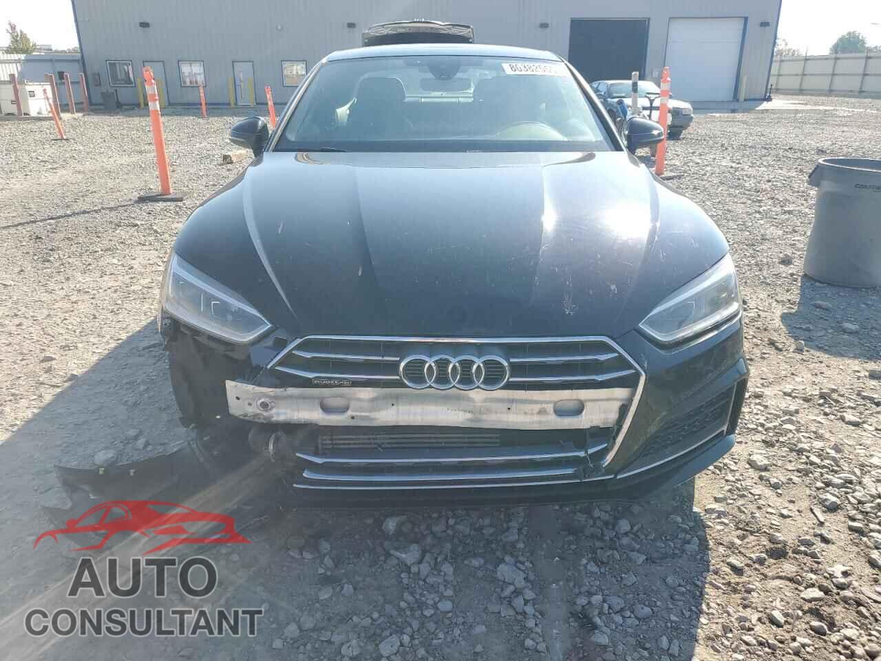 AUDI A5 2018 - WAUTNAF50JA010995