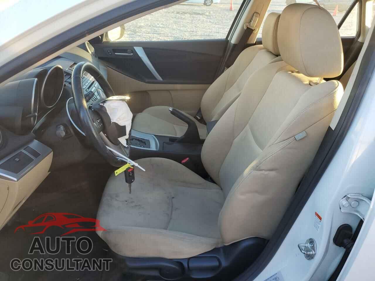 MAZDA MAZDA3 2010 - JM1BL1H68A1318538