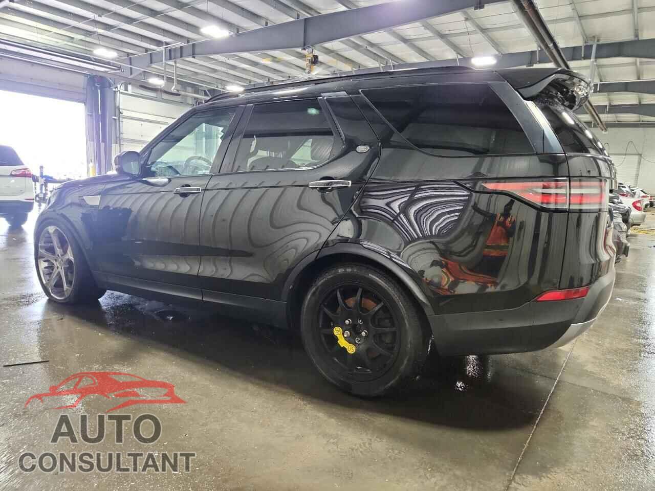 LAND ROVER DISCOVERY 2017 - SALRHBBV7HA045701