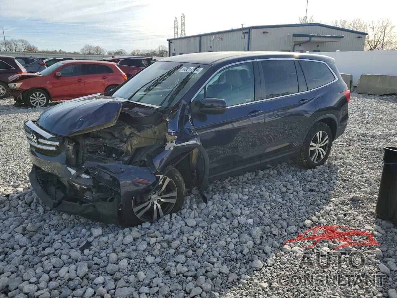 HONDA PILOT 2017 - 5FNYF6H33HB101064