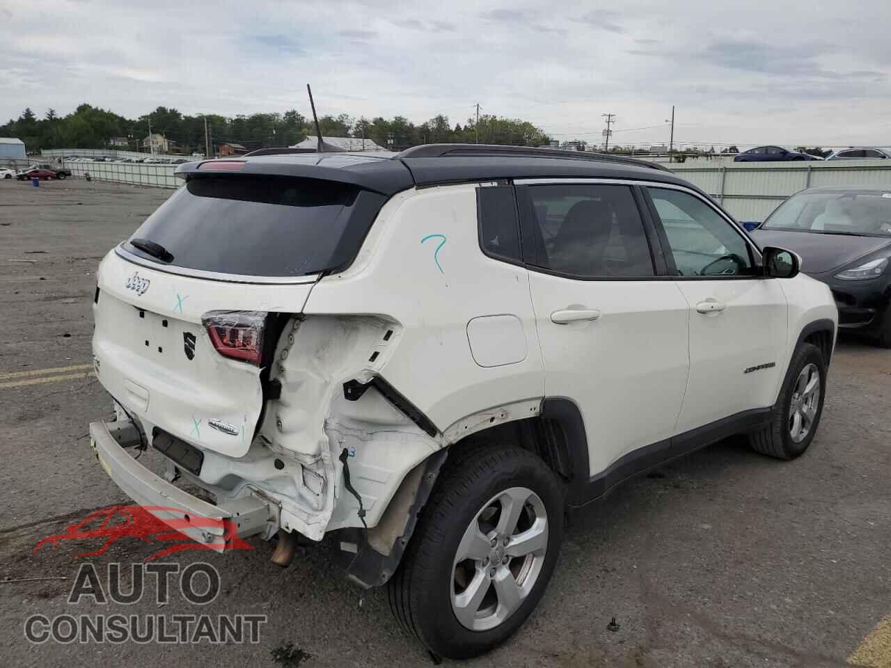 JEEP COMPASS 2018 - 3C4NJDBB9JT251810