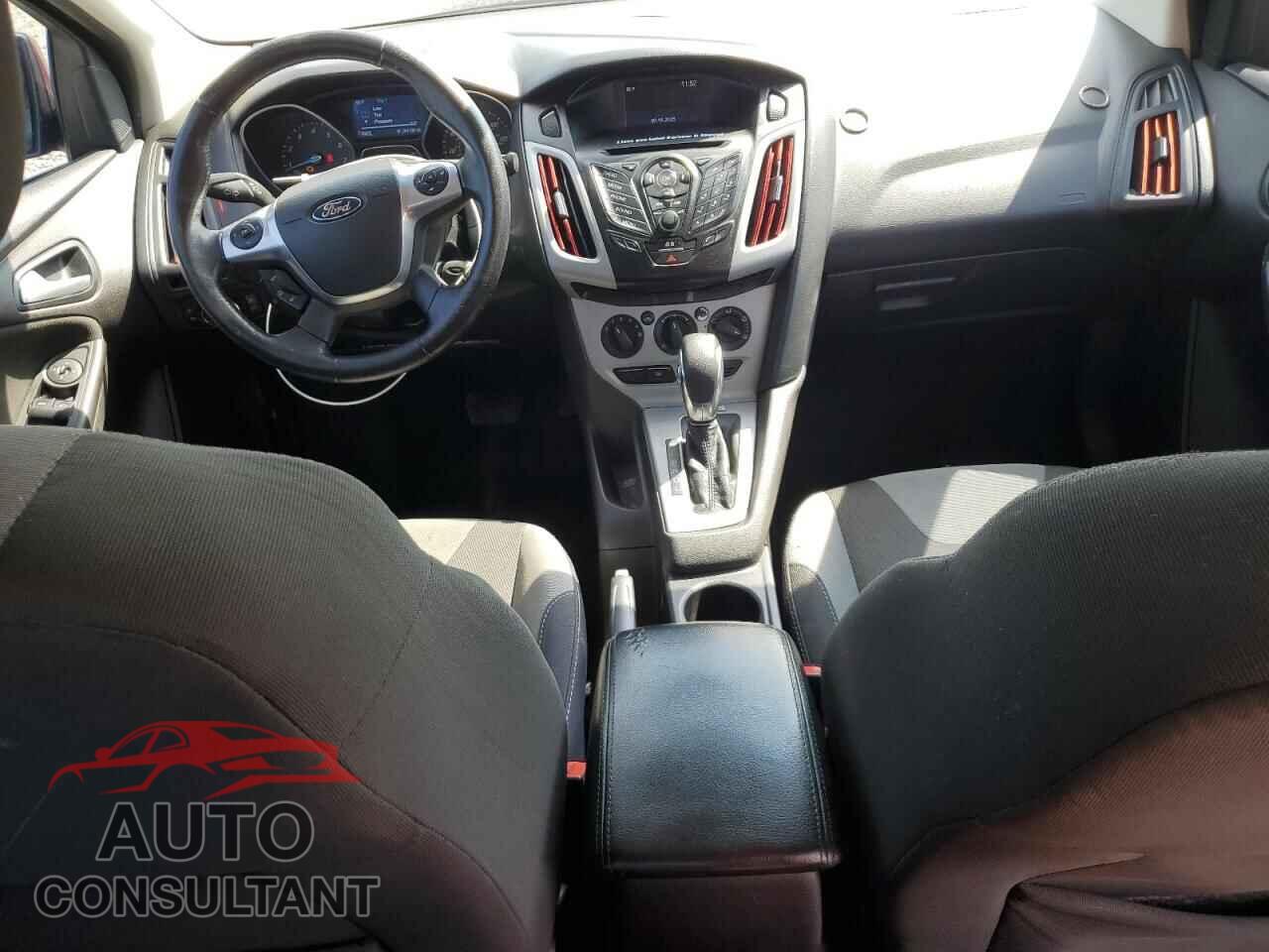 FORD FOCUS 2014 - 1FADP3F2XEL251644